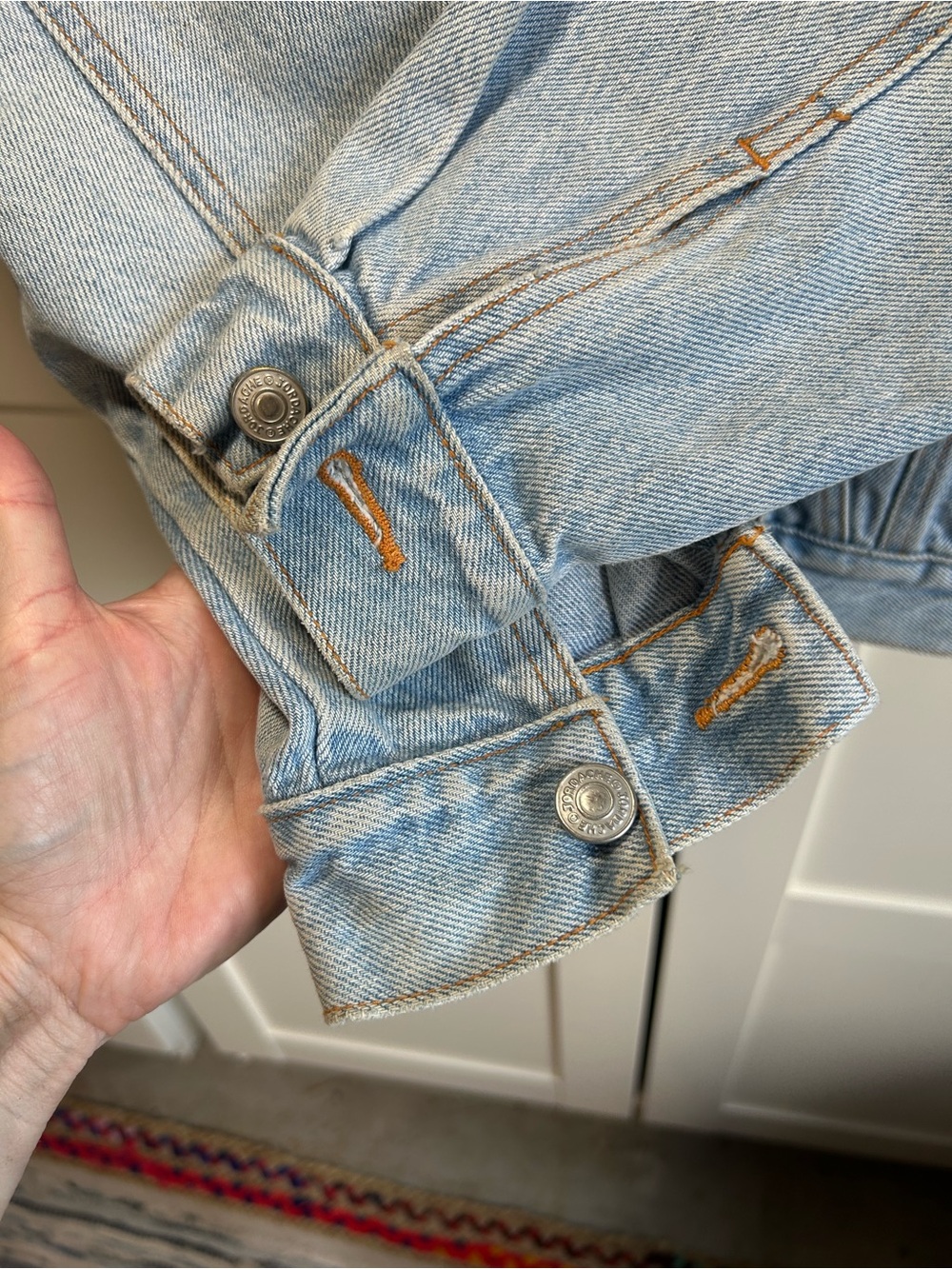 Vintage Y2K Jordache Light Blue Denim Jean Jacket size medium - Picture 9 of 12